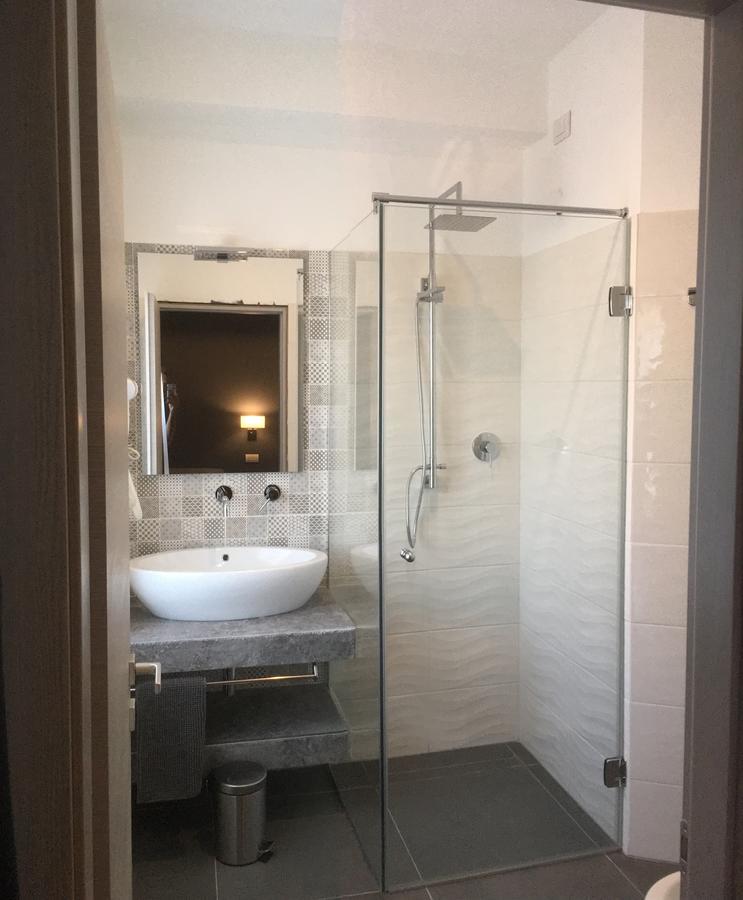 Robin Rooms Montegranaro Exterior photo